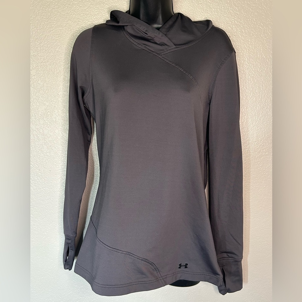 Under Armour Fitted ColdGear  Women's Hoodie Black Pullover Thumbholes 1210362